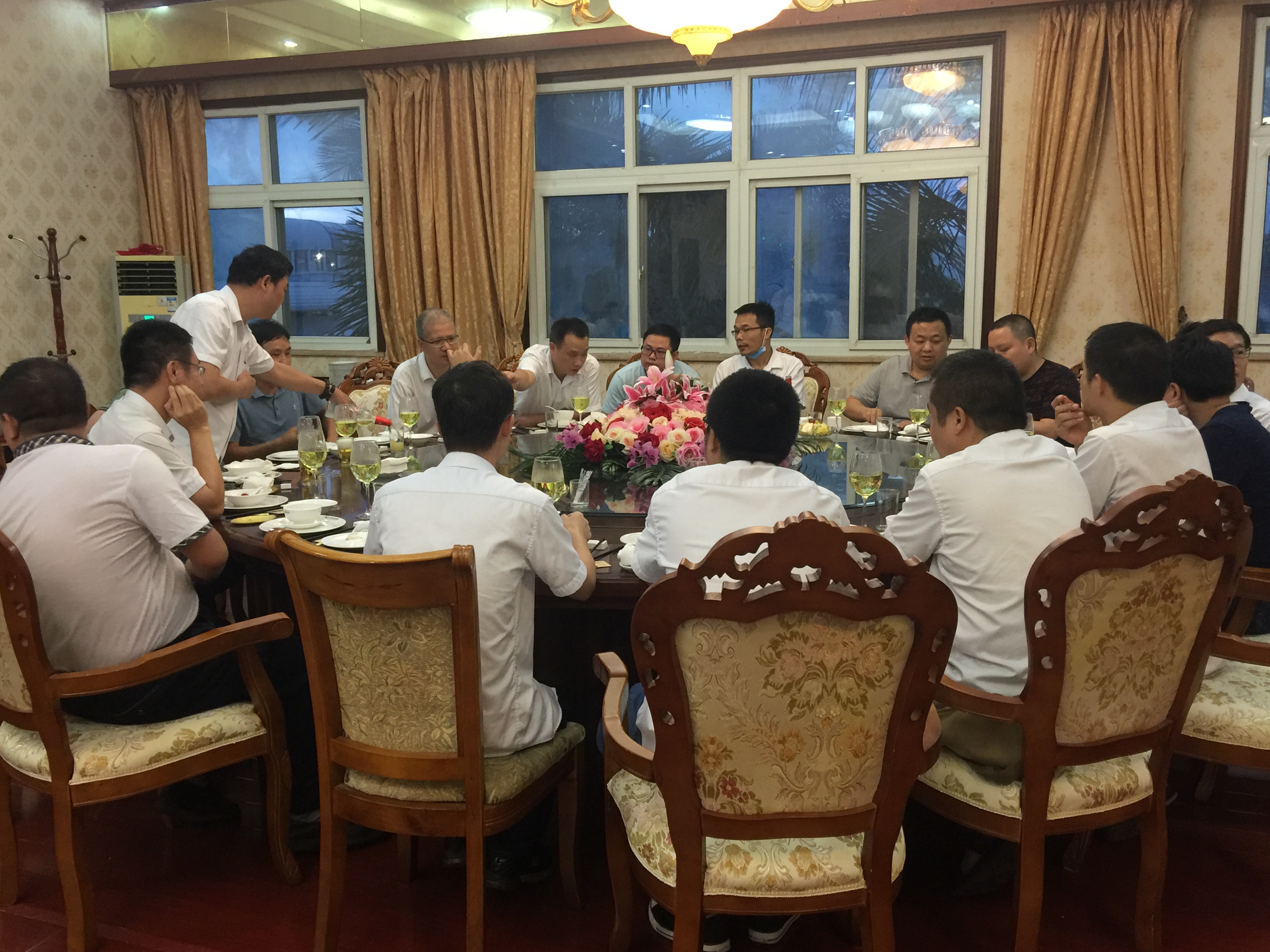 星期三查餐厅 | 制止餐饮浪费，福田这家医院公众食堂推出健康营养小份菜_深圳新闻网