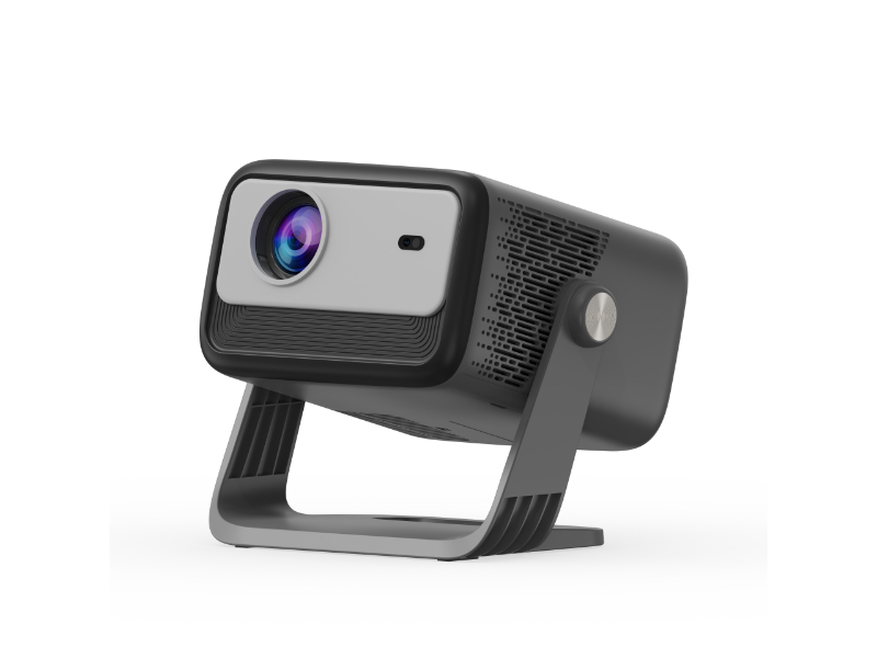 Portable projector with auto focus and keystone correctio